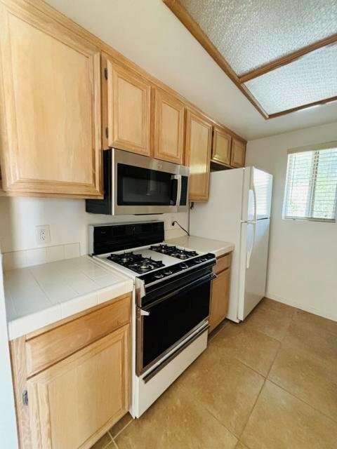 Building Photo - 74800 Sheryl Avenue, Palm Desert, CA 92260...