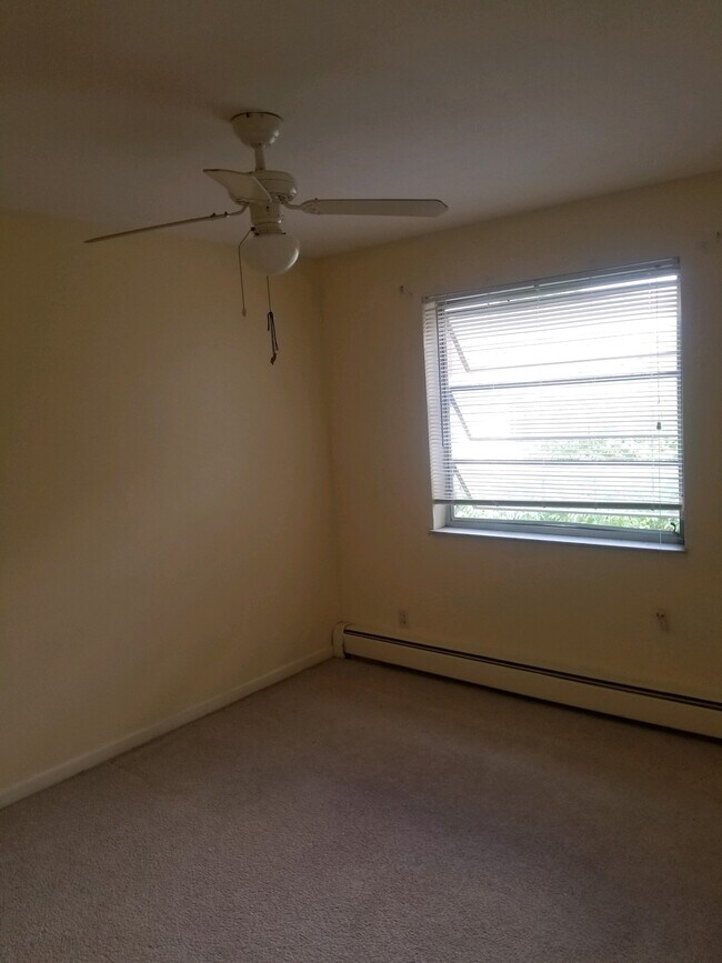 Foto del edificio - 6253 Beechcrest Pl