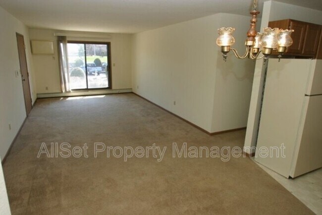 Foto del edificio - 2443 S 43rd St