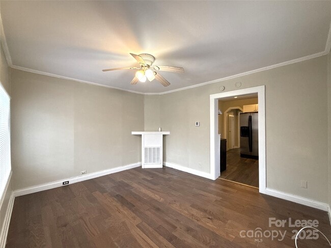 Foto del edificio - 1211 W Bank St