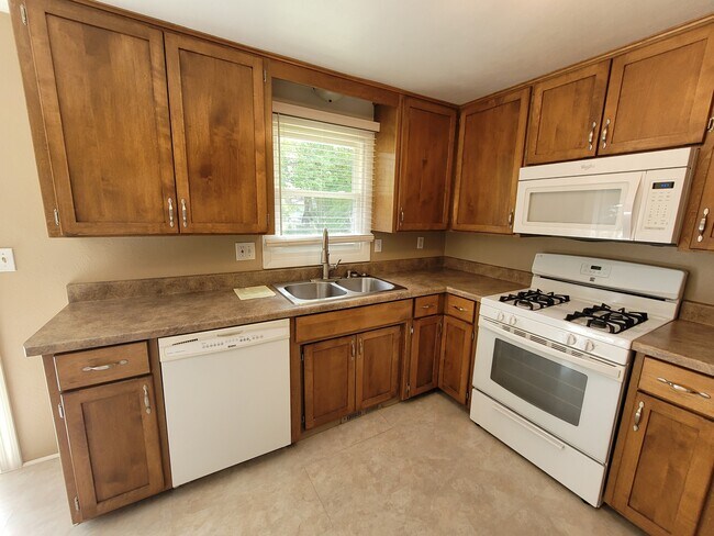 Foto del edificio - 2513 Laredo Ln