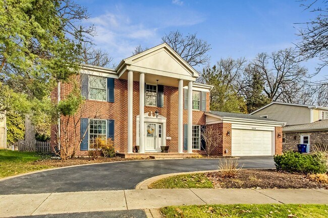 Foto del edificio - 2238 Iroquois Rd