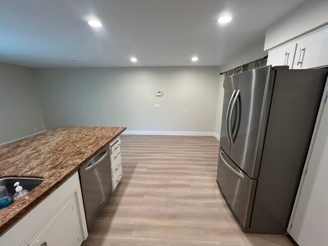 Foto del edificio - 5540 Harwood Rd