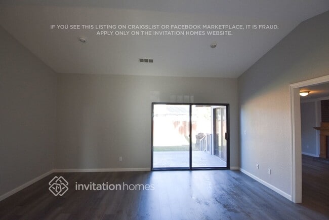 Building Photo - 2522 Mankas Blvd