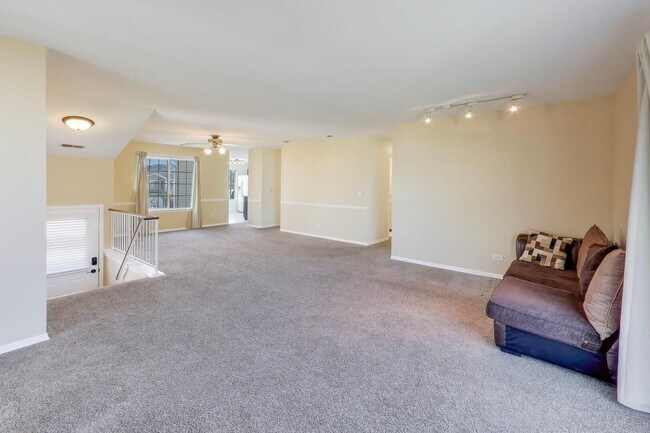 Foto del edificio - 2122 Southwind Cir