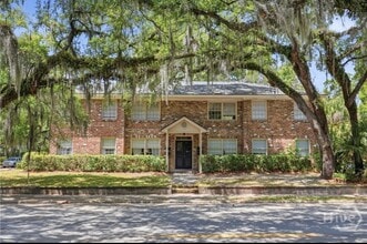 Building Photo - 3411 Bull St