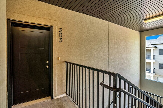 Building Photo - 3325 W 1830 N