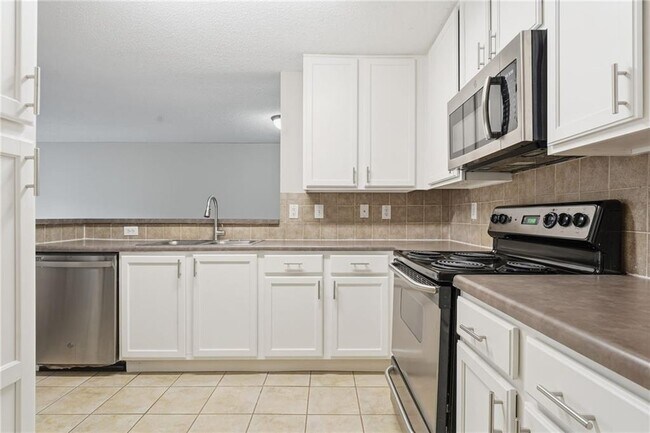 Building Photo - 3650 Ashford Dunwoody Rd NE