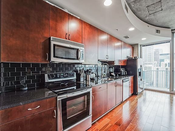 Photo - 400 W Peachtree St NW Apartment