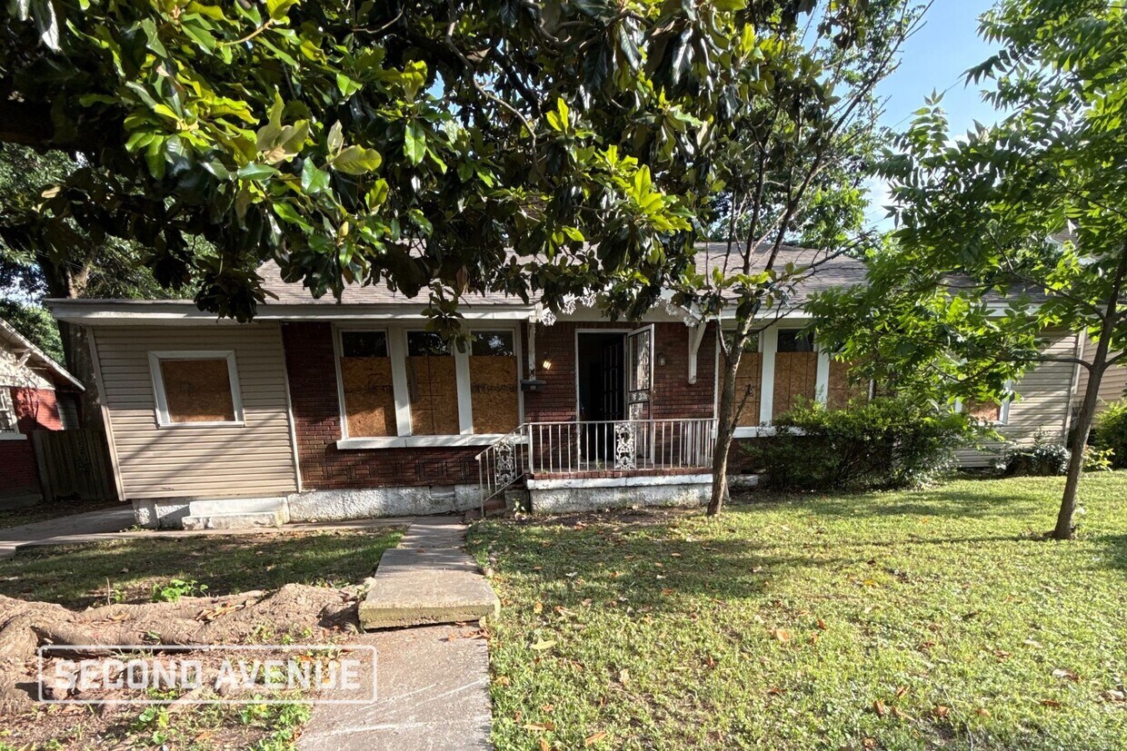 Foto principal - 3445 Carnes Ave