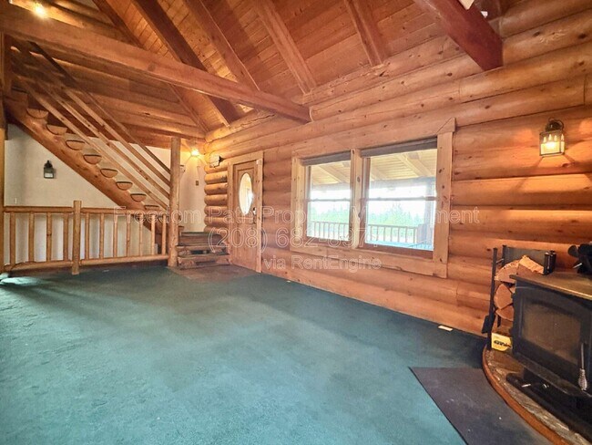 Foto del edificio - 16204 W Riverview Dr