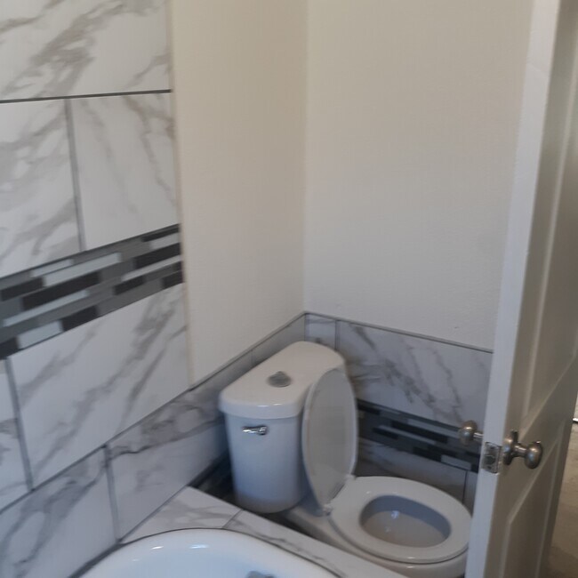 Foto del edificio - 136 W 71st St