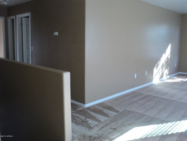 Foto del edificio - 12158 W Belmont Dr