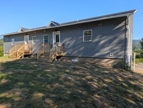 Building Photo - 7287 VT-15