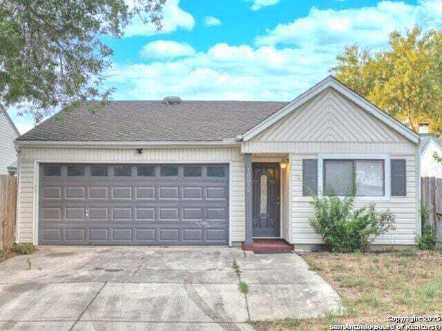 Building Photo - 10015 Amber Field Dr