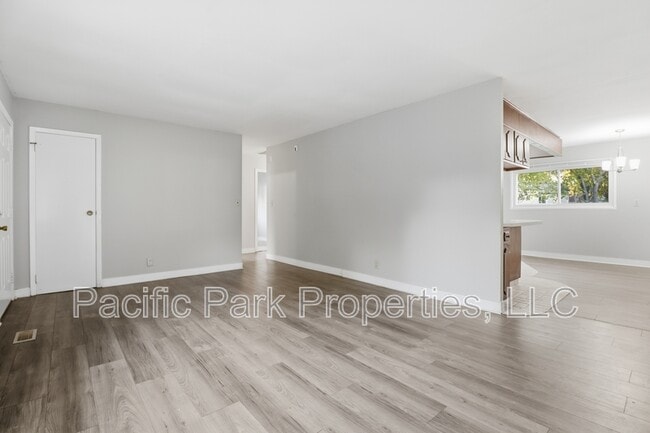 Photo - 3939 Esquire Pl House