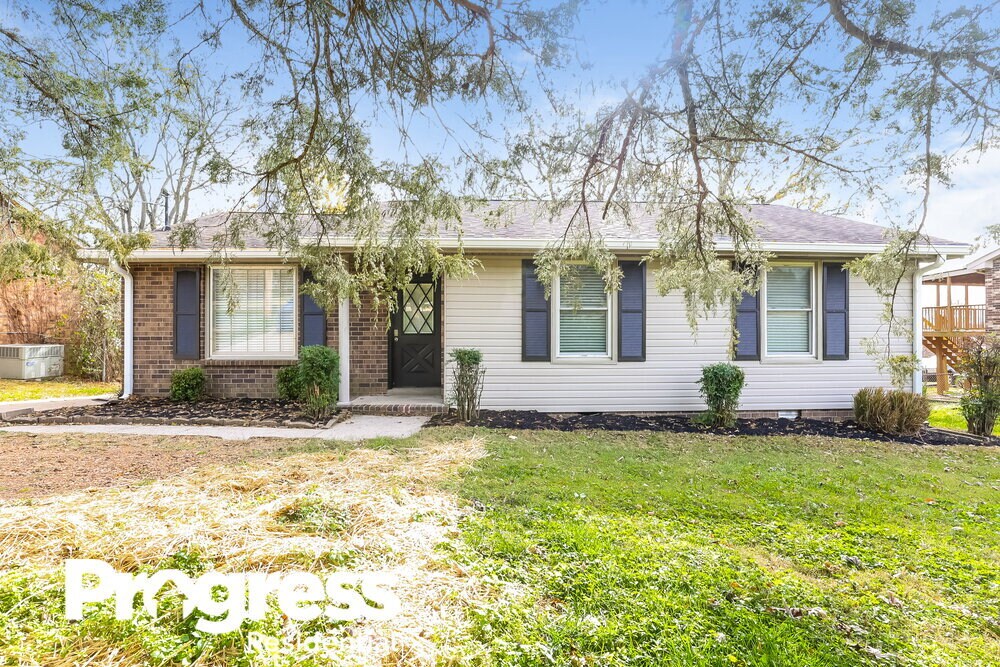 302 Forest Retreat Rd, Hendersonville, TN 37075 House Rental in