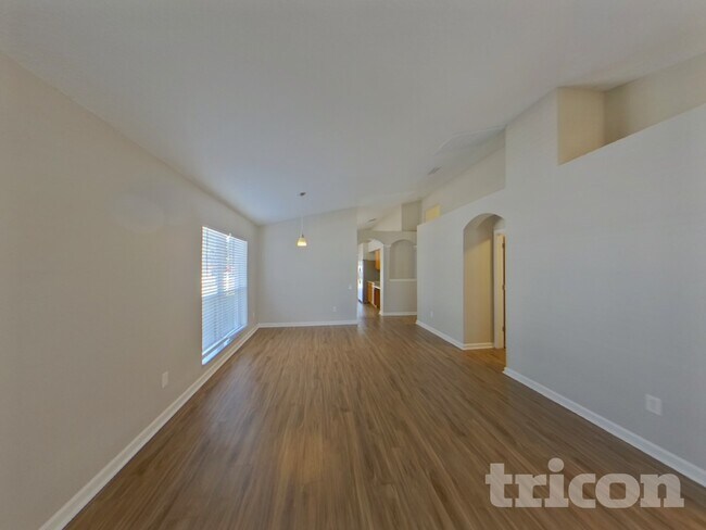 Building Photo - 12429 Cedarfield Dr