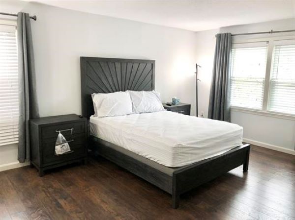 Main Bedroom - 690 S Porter St