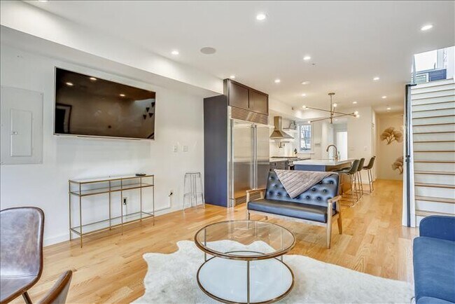 Foto del edificio - 1823 Kalorama Rd NW