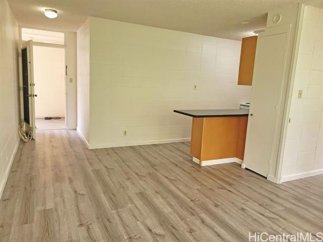 Building Photo - 920 Kaheka St