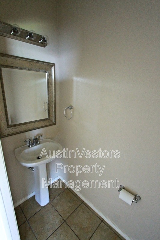 Foto del edificio - 11125 Old Quarry Rd