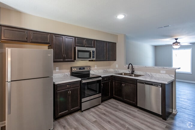2BR, 2.5BA - 1090SF - Center Pointe Townhomes