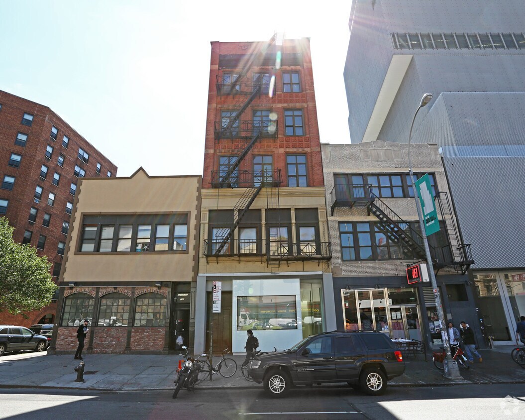 Primary Photo - 243 Bowery