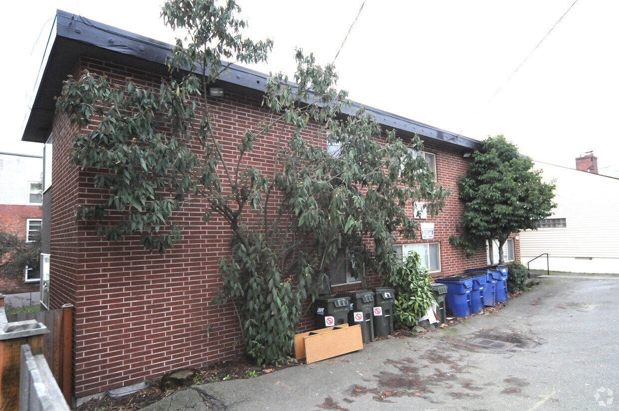 Foto del edificio - Chelsye Apts