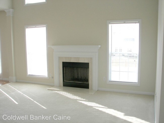 Building Photo - 133 Carissa Ct