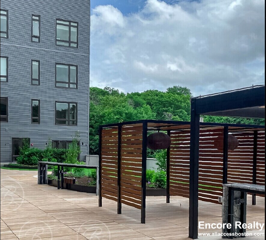 Building Photo - 5 Washington St