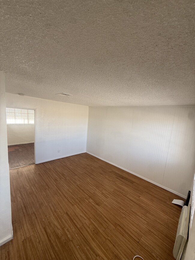 Building Photo - 708 Jackson Ave