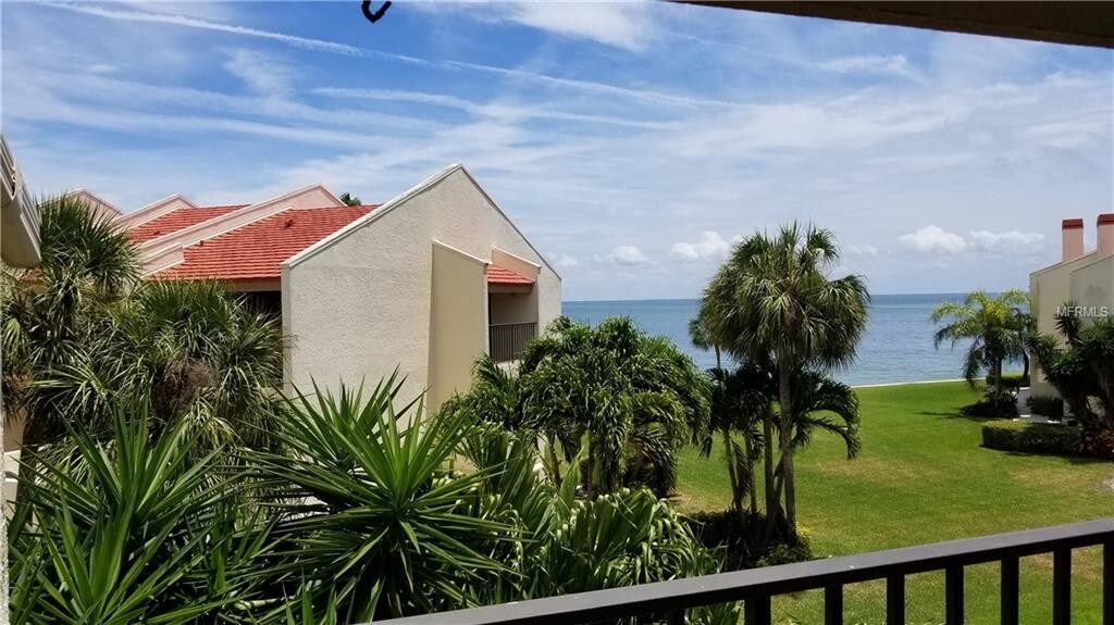 Foto principal - 7530 Sunshine Skyway Ln S