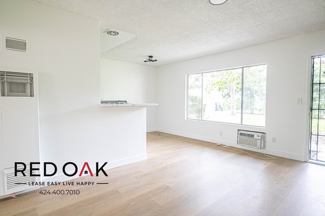 937 S Roberts St Unit 4, Anaheim, CA 92802 Condo for Rent in Anaheim