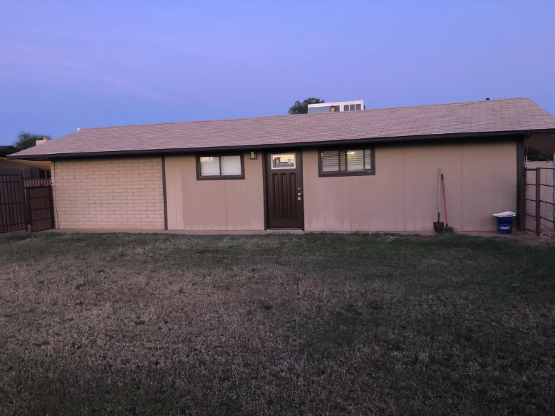 Primary Photo - 617 E Pony Ln