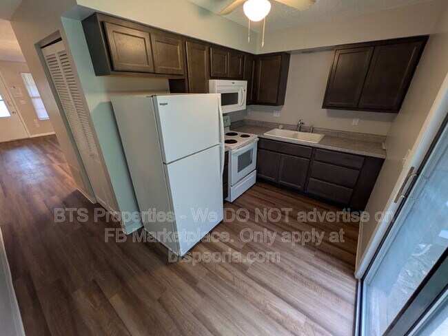 Foto del edificio - 3426 W Dorchester Ridge