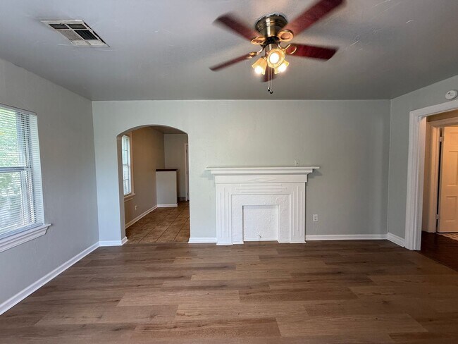 Foto del edificio - 2249 NW 37th St