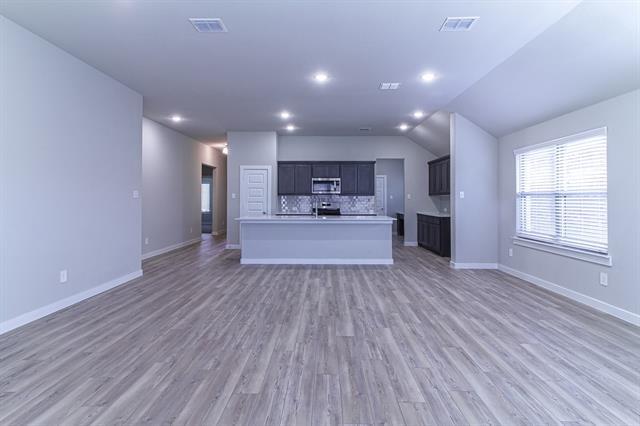 Foto del edificio - 5403 Big Thicket Ln