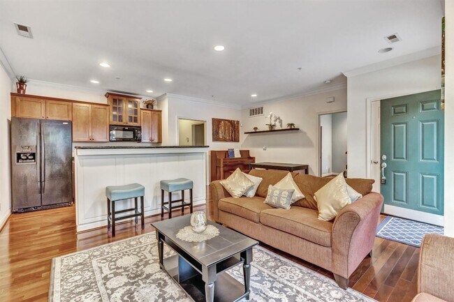 Living area - 234 Stetson St