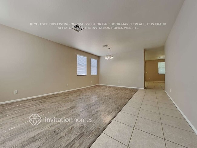 Building Photo - 216 Lynbrook St