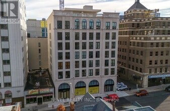 Building Photo - 169 James St S