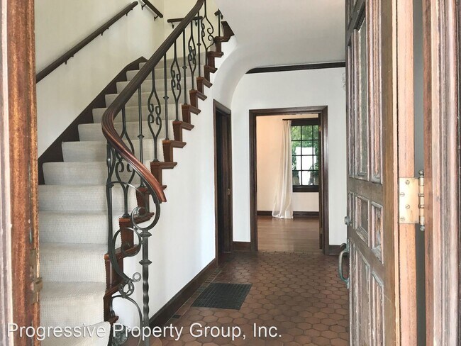 Building Photo - 5 br, 3 bath House - 355 Santa Clara Avenue