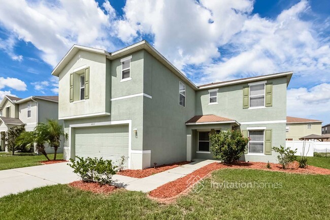 Foto del edificio - 10717 Boyette Creek Blvd