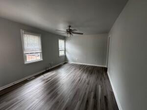 Building Photo - 1039 Red Bird Rd