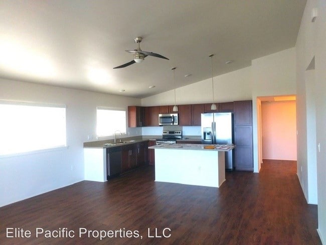 Building Photo - 3 br, 2 bath House - 73-4341 Kaiholo Place