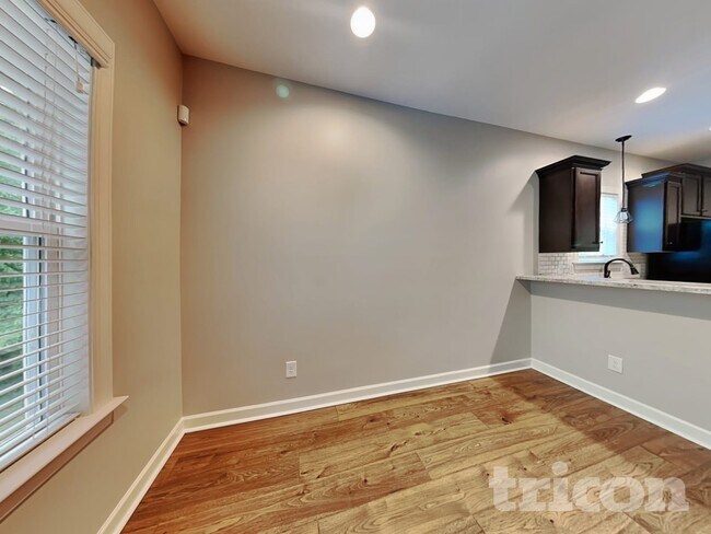 Foto del edificio - 189 Crystal Creek Dr