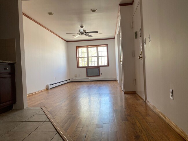 Building Photo - 3756 Barnes Ave