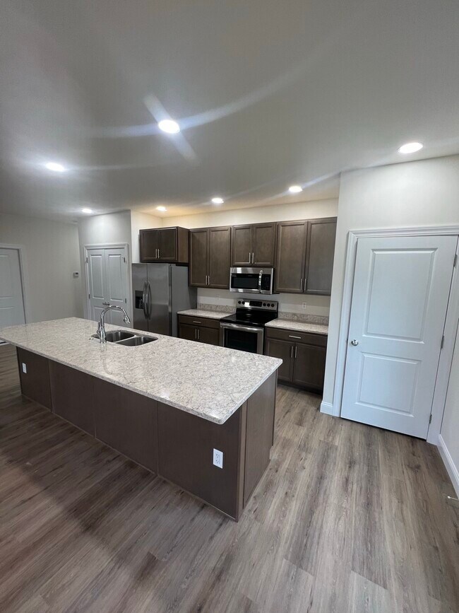 Foto del edificio - 08 Longbranch Dr