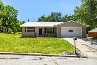 Building Photo - 1705 Eldon St