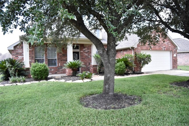Foto del edificio - 18627 Summercliff Ln